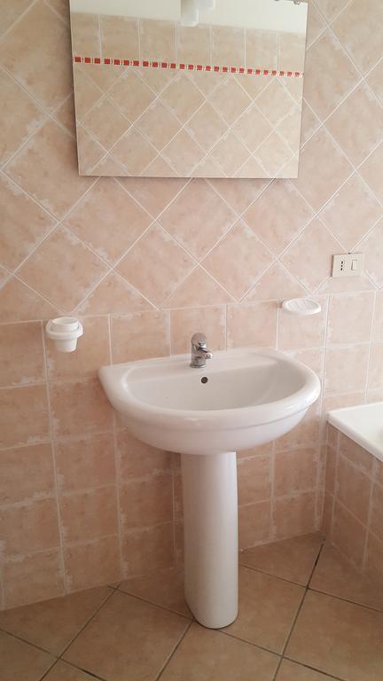 Casa Vacanze カポテッラ エクステリア 写真